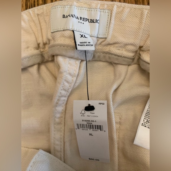 Banana republic cream color jeans denim wide leg
Pleated size xl - Picture 8 of 9